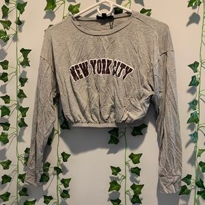 cropped nyc long sleeved shirt